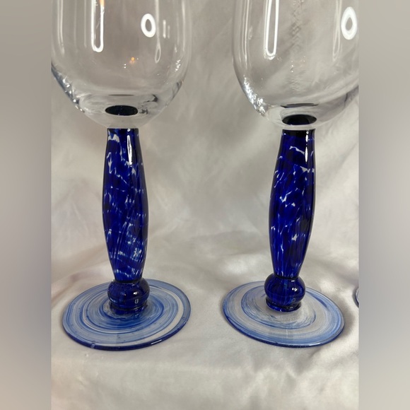3-hand blown wine glasses - Picture 3 of 6